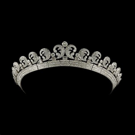 cartier halo tiara queen.